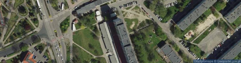 Zdjęcie satelitarne Wspólnota Mieszkaniowa przy ul.K.Miarki 2 w Oławie