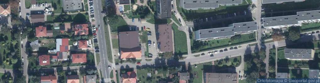 Zdjęcie satelitarne Wspólnota Mieszkaniowa przy ul.Listopadowej 3 w Hrubieszowie