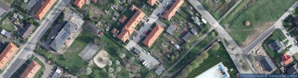 Zdjęcie satelitarne Wspólnota Mieszkaniowa przy ul.Marii Konopnickiej nr 12 w Pieszycach