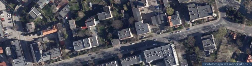 Zdjęcie satelitarne Wspólnota Mieszkaniowa przy ul.Ofiar Oświęcimskich nr 10 w Świdnicy