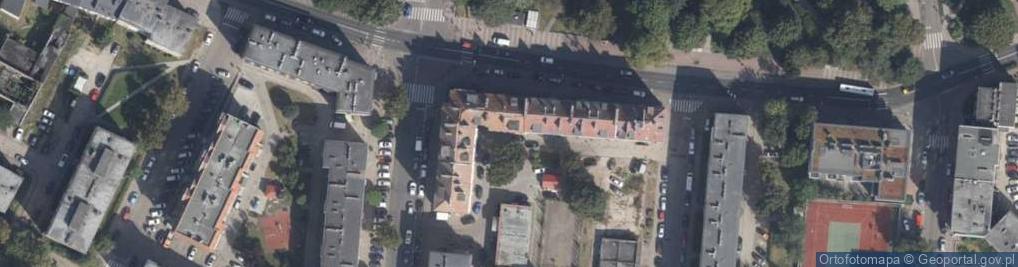 Zdjęcie satelitarne Wspólnota Mieszkaniowa przy ul.Różanej 24, 26, 28, 30, 32 w Zieleniewie 78-100 Kołobrzeg