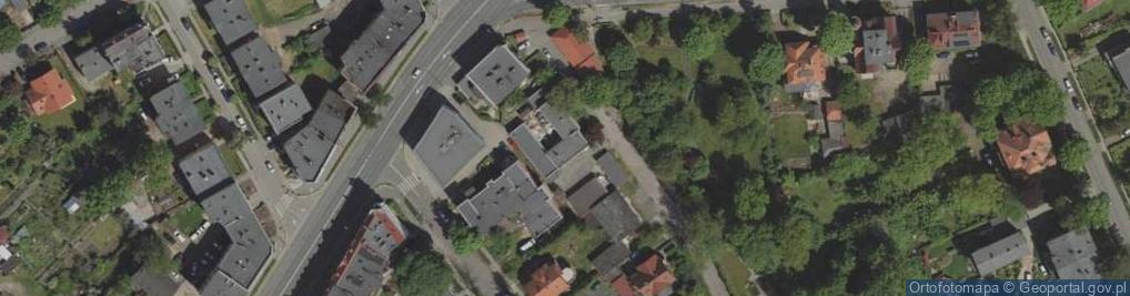 Zdjęcie satelitarne Wspólnota Mieszkaniowa ul.Pułaskiego 9 Jelenia Góra