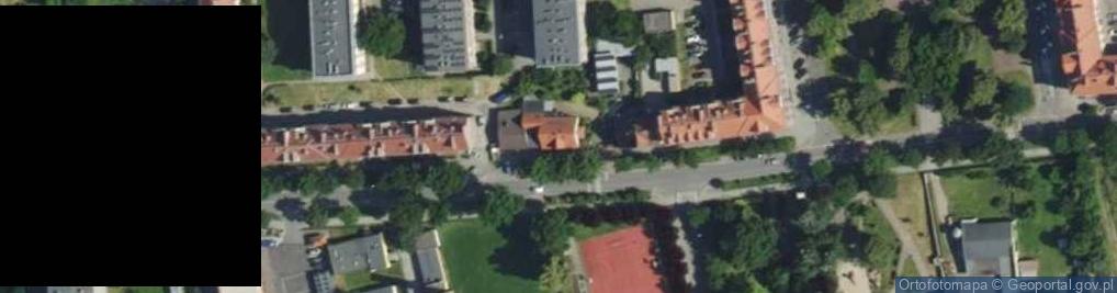 Zdjęcie satelitarne Wspólnota Mieszkaniowa w Pyskowicach ul.Kochanowskiego 6