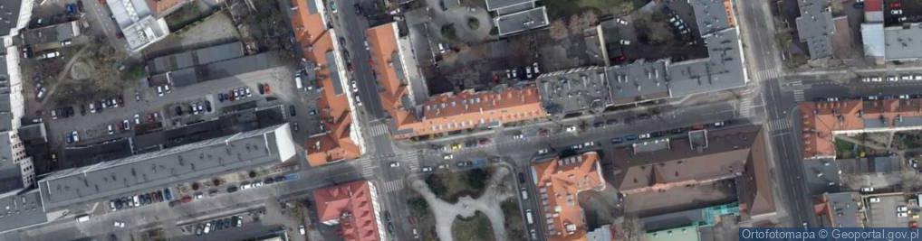 Zdjęcie satelitarne YOU 2 Ewa Zelmanowicz Szłapa Magdalena Goczał