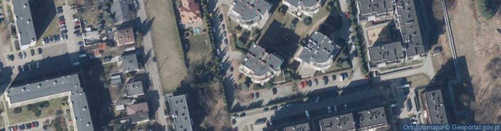 Zdjęcie satelitarne Zakład Opieki Zdrowotnej Apex