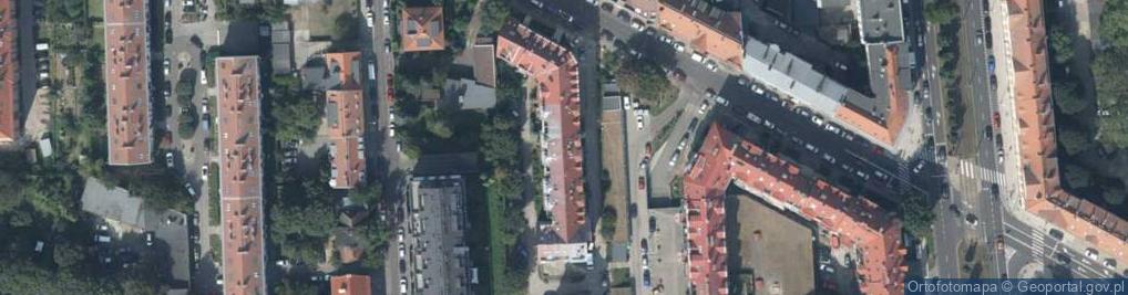 Zdjęcie satelitarne Zakład Utrzymania Czystości Posesja