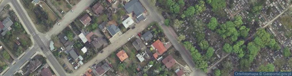 Zdjęcie satelitarne Zakładanie i Konserwacja Ogrodów Szmaragd Tomasz Korzemski
