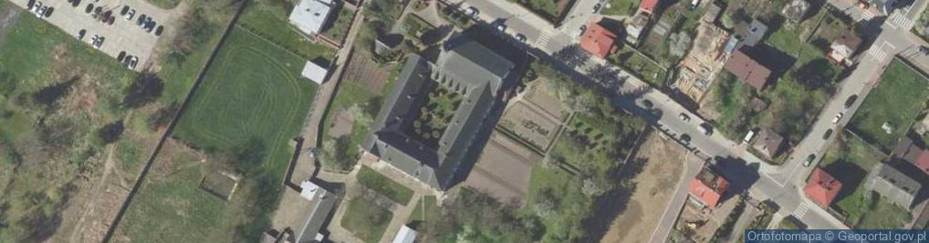 Zdjęcie satelitarne Zakon Mniszek Benedyktynek Opactwo pw.Przenajświętszej Trójcy