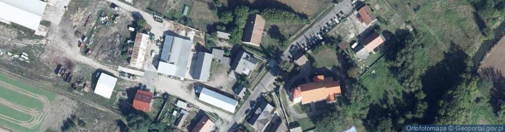 Zdjęcie satelitarne Zakuwanie węży hydraulicznych