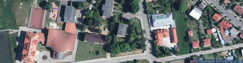 Zdjęcie satelitarne Zarząd Wspólnoty Mieszkaniowej w Kocku ul.Przechodnia 9