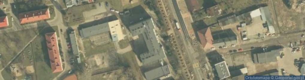 Zdjęcie satelitarne Zasadnicza Szkoła nr 1 im Kard ST Wyszyńskiego w Łęczycy przy Zespole Szkół Ponadgimnazjalnych nr 1