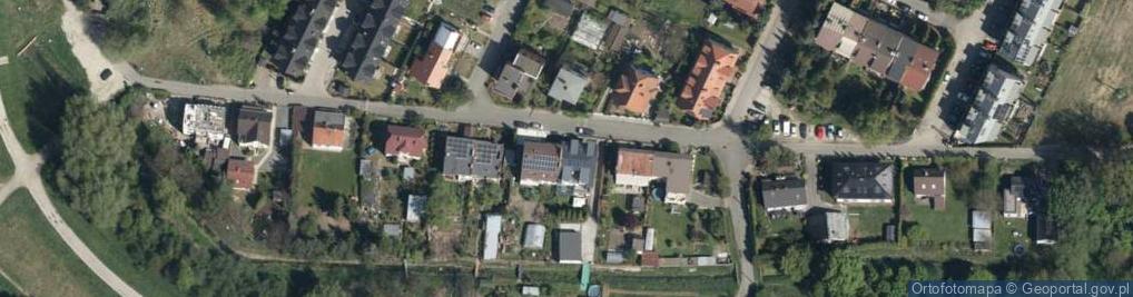 Zdjęcie satelitarne Zaven Piotr Hyrczak