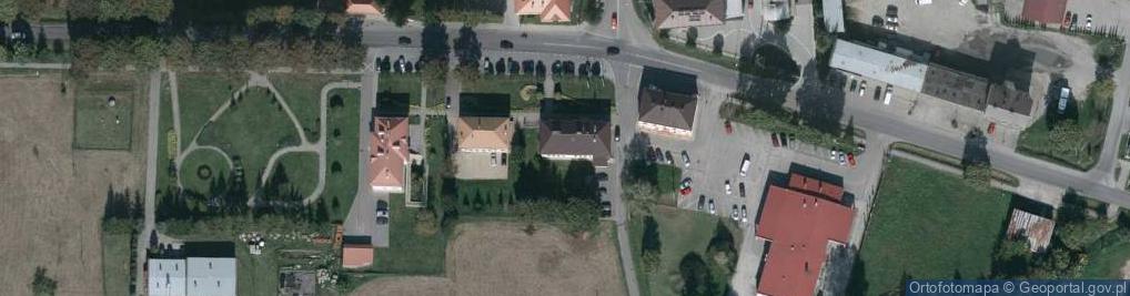 Zdjęcie satelitarne Zespół Administracyjno Ekonomiczny Obsługi Szkół i Przedszkoli Gminy Białobrzegi