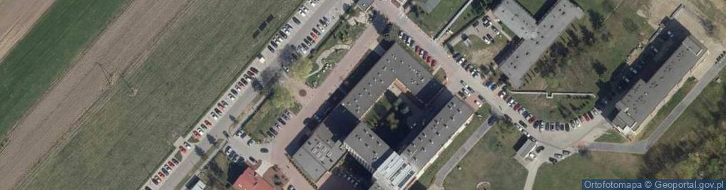 Zdjęcie satelitarne Zespół Opieki Zdrowotnej w Dąbrowie Tarnowskiej