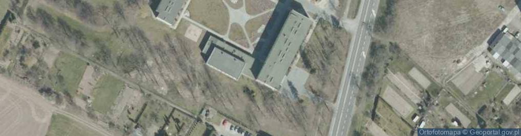 Zdjęcie satelitarne Zespół Szkół Centrum Kształcenia Rolniczego im Chor Jana Szymańskiego w Marianowie
