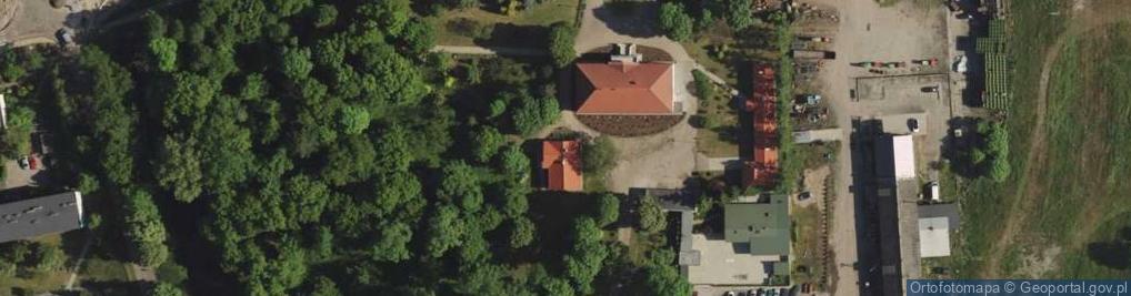 Zdjęcie satelitarne Zespół Szkół Ekonomiczno Usługowych im Fryderyka Chopina w Żychlinie