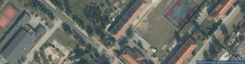 Zdjęcie satelitarne Zespół Szkół im Bohaterów Oflagu II D Liceum Ogólnokształcące w Bornem Sulinowie