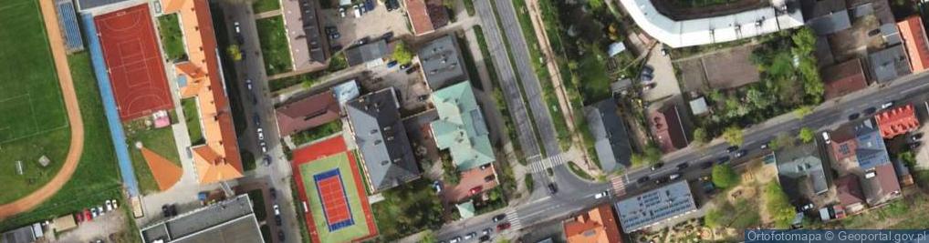 Zdjęcie satelitarne Zespół Szkół im Jadwigi Grodzkiej w Łęczycy Liceum Ogólnokształcące Dla Dorosłych w Łęczycy