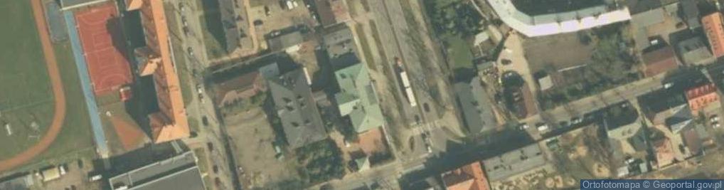 Zdjęcie satelitarne Zespół Szkół im Jadwigi Grodzkiej w Łęczycy Szkoła Policealna nr 2 w Łęczycy