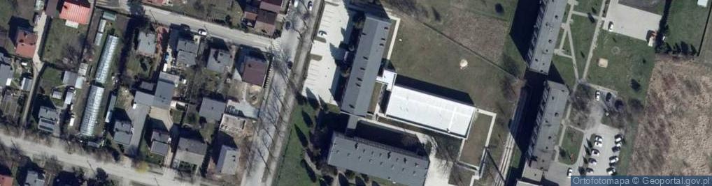 Zdjęcie satelitarne Zespół Szkół im K Kałużewskiego i J Sylli w Zduńskiej Woli