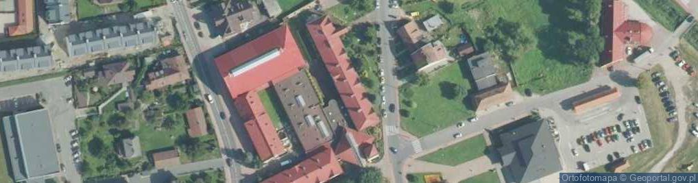 Zdjęcie satelitarne Zespół Szkół im Ojca Świętego Jana Pawła II w Niepołomicach 3 Letnie Liceum Ogólnokształcące