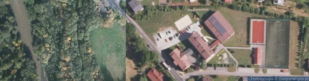 Zdjęcie satelitarne Zespół Szkół nr 2 Szkoła Podstawowa nr 2 im H Zapałowicza w Jeleśni