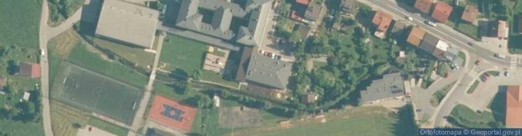 Zdjęcie satelitarne Zespół Szkół Szkoła Podstawowa nr 1 im Henryka Sienkiewicza w Makowie Podhalańskim