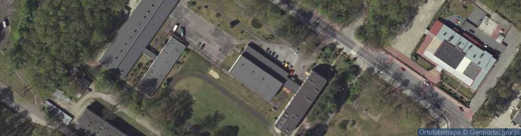 Zdjęcie satelitarne Zespół Szkół Technicznych w Poniatowej Szkoła Policealna Dla Dorosłych