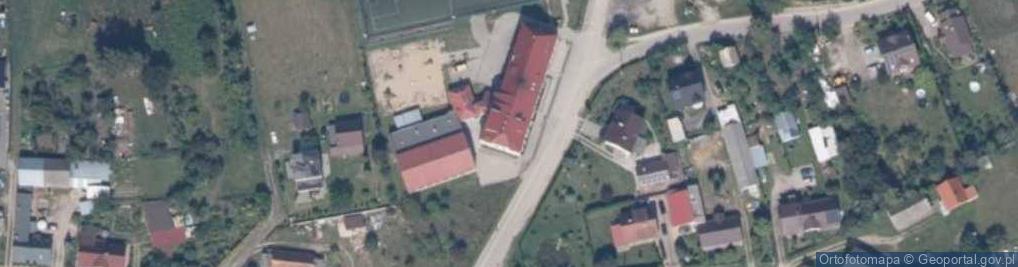 Zdjęcie satelitarne Zespół Szkół w Borzytuchomiu