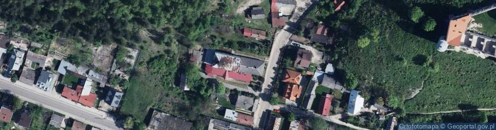Zdjęcie satelitarne Zespół Szkół w Janowcu Imienia Jerzego Sebastiana Lubomirskiego Zasadnicza Szkoła Zawodowa