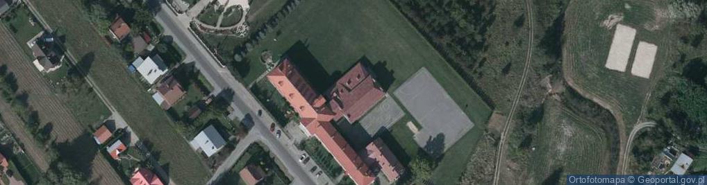 Zdjęcie satelitarne Zespół Szkół w Jasionce im Jana Pawła II