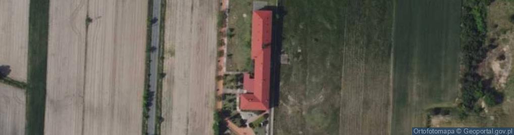 Zdjęcie satelitarne Zespół Szkół w Ochędzynie