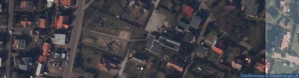 Zdjęcie satelitarne Zespół Szkół w Stegnie Publiczne Przedszkole w Stegnie