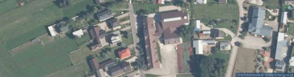 Zdjęcie satelitarne Zespół Szkół we Frydmanie