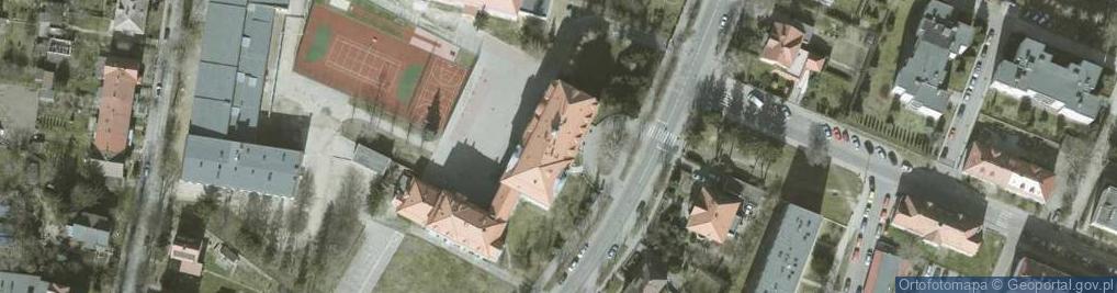 Zdjęcie satelitarne Zespół Szkół Zawodowych im.Stanisława Staszica w Ząbkowicach Śląskich