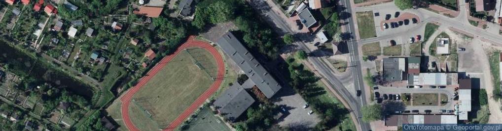 Zdjęcie satelitarne Zespół Szkół Zawodowych nr 2 im Marii Dąbrowskiej w Dęblinie III Liceum Ogólnokształcące