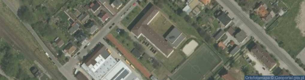 Zdjęcie satelitarne Zespół Szkół Zawodowych w Zawadzkiem
