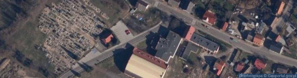Zdjęcie satelitarne Zespół Szkolno Przedszkolny w Bierzwniku ul Sienkiewicza 17