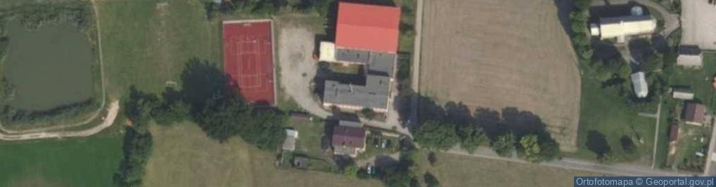 Zdjęcie satelitarne Zespół Szkolno-Przedszkolny w Dzierzbinie-Kolonii