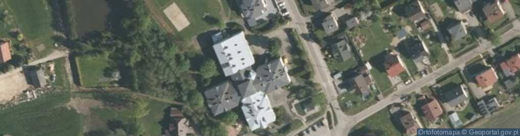 Zdjęcie satelitarne Zespół Szkolno Przedszkolny w Kryrach