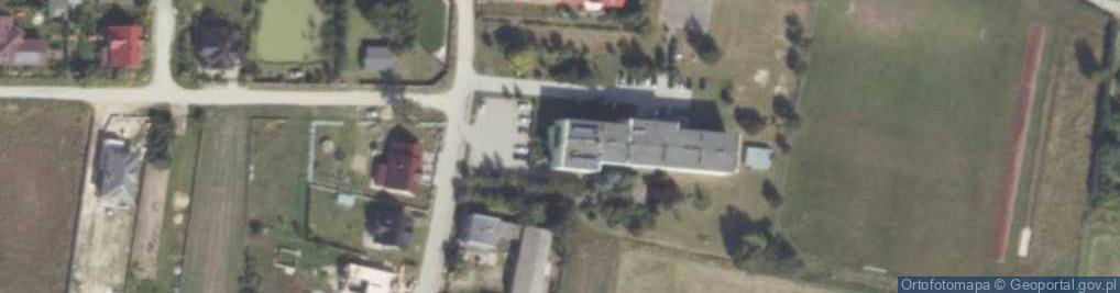 Zdjęcie satelitarne Zespół Szkolno Przedszkolny w Roszkowie