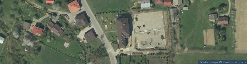 Zdjęcie satelitarne Zespół Szkolno Przedszkolny w Woli Łużańskiej
