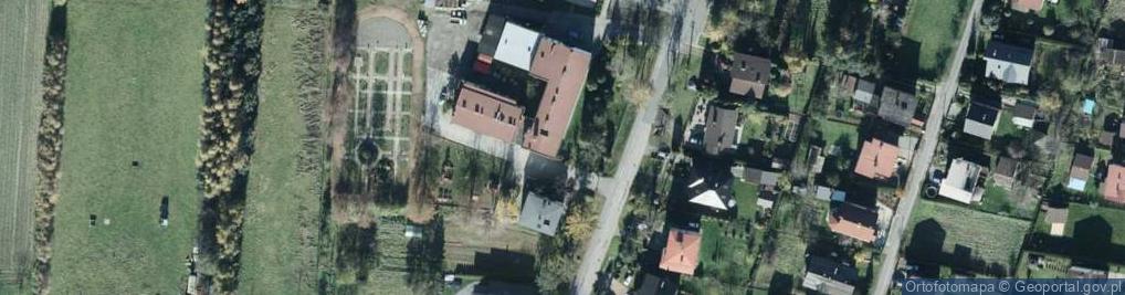 Zdjęcie satelitarne Zespół Szkolno Przedszkolny w Zaborzu