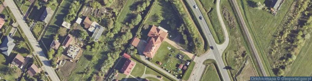 Zdjęcie satelitarne Zgromadzenie Sióstr Karmelitanek Dzieciątka Jezus Dom Zakonny