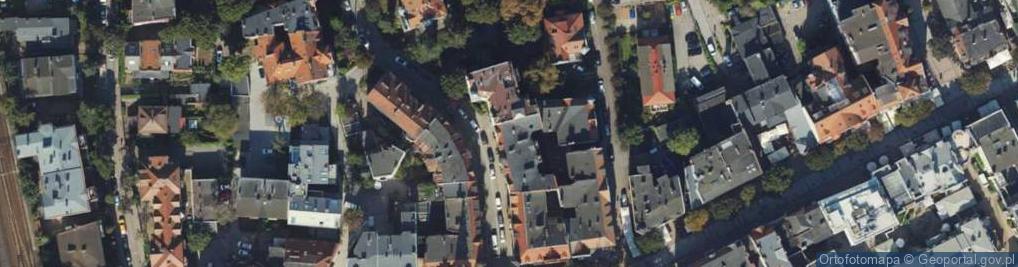 Zdjęcie satelitarne Zrozumieć Niemiecki Anna Jagusiak