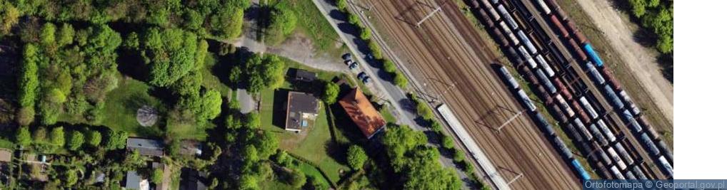 Zdjęcie satelitarne Związek Zawodowy Maszynistów Kolejowych w Zduńskiej Woli Karsznicach