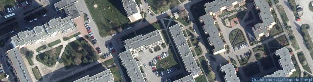 Zdjęcie satelitarne Niepubliczne Przedszkole 'Różany Dworek Na Ogrodach'