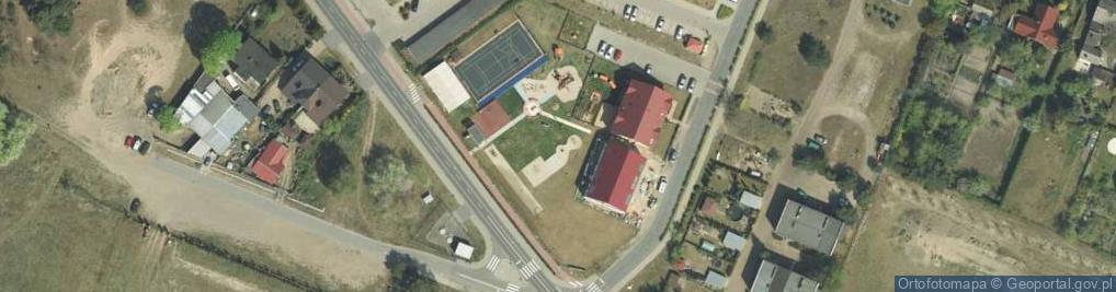 Zdjęcie satelitarne Niepubliczne Przedszkole Calineczka
