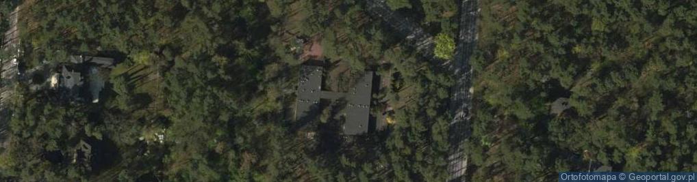 Zdjęcie satelitarne Przedszkole Nr 4 Z Oddziałami Integracyjnymi 'Leśna Chatka'