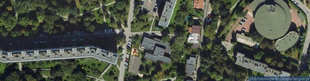 Zdjęcie satelitarne Samorządowe nr 38 Akademia Zielonego Misia